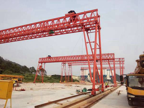 龍門(mén)吊生產(chǎn)廠家