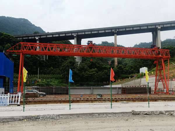 龍門吊生產(chǎn)廠家