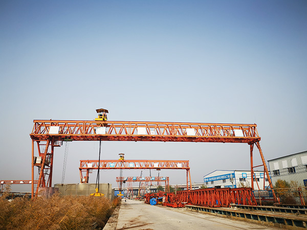 龍門吊生產(chǎn)廠家